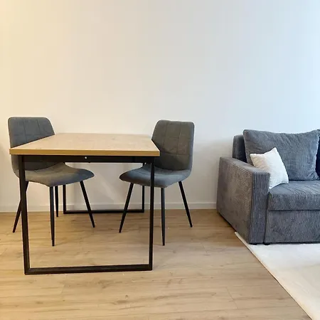 Your 17 With Parking *